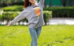 女学霸哭求院长别删她微信